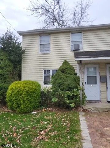 $1,150 | 715 East Central Avenue, Alpha, NJ 08865
