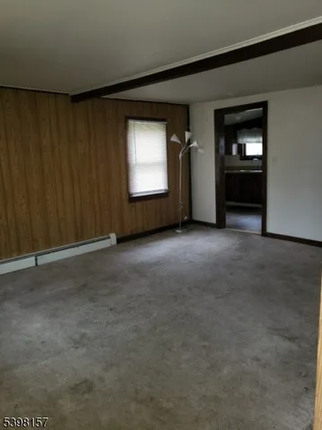 $1,150 | 715 East Central Avenue, Alpha, NJ 08865