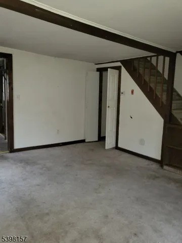 $1,150 | 715 East Central Avenue, Alpha, NJ 08865