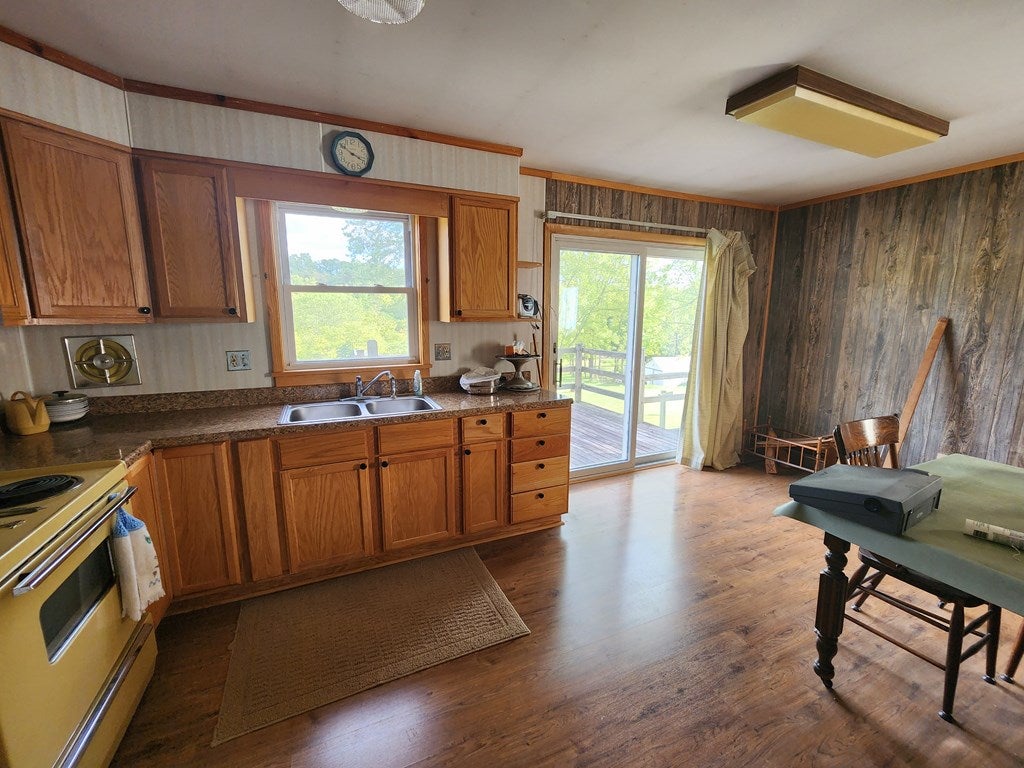 13175 Redstone Ridge Road Hesston, PA 16647 - Photo 9 of 37 Gallery Image 9