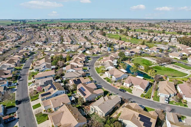 $400,000 | 633 Deerfield Way, Rio Vista, CA 94571