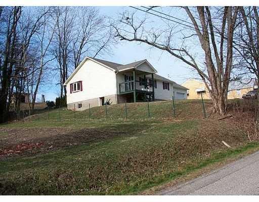 754 Jackson Road Apollo, PA 15613 - Photo 1 of 1