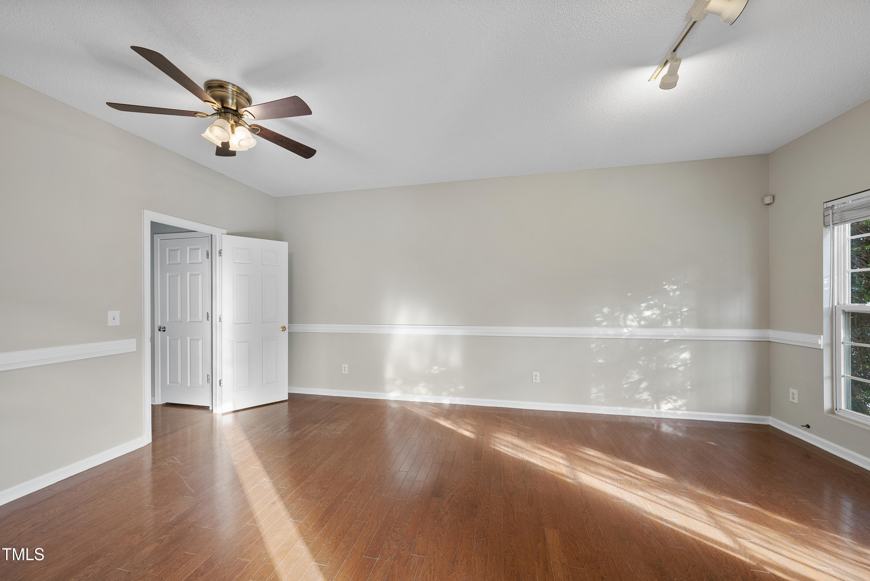 4331 Karlbrook Lane Raleigh, NC 27616 - Photo 6 of 44 DSC05512