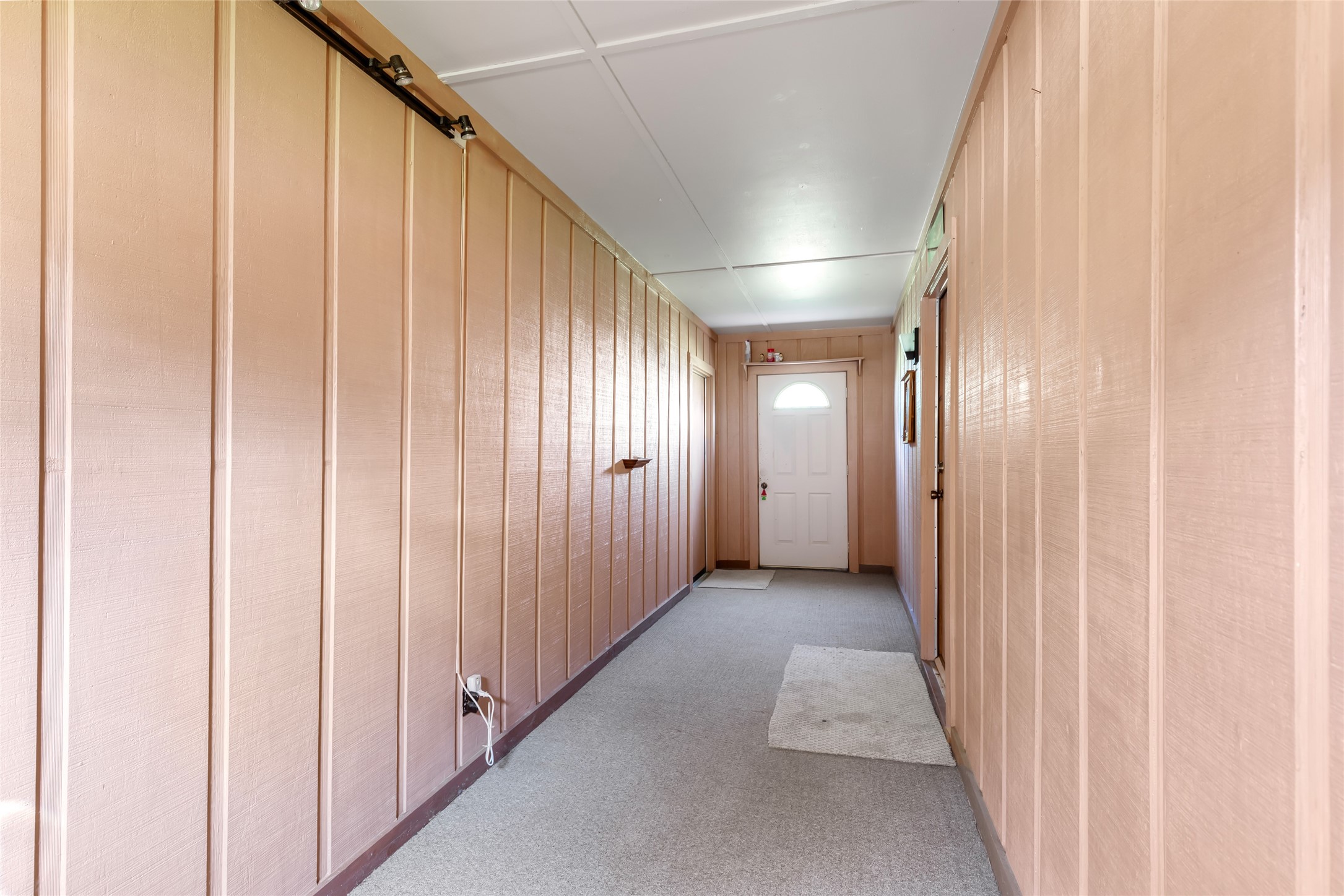 600 Sam Houston Loop Point Blank, TX 77364 - Photo 9 of 28 a view of a hallway