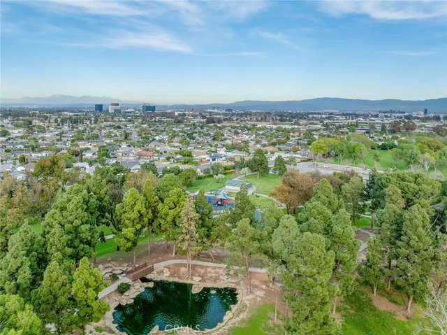 $1,999,999 | 913 Junipero Drive, Costa Mesa, CA 92626