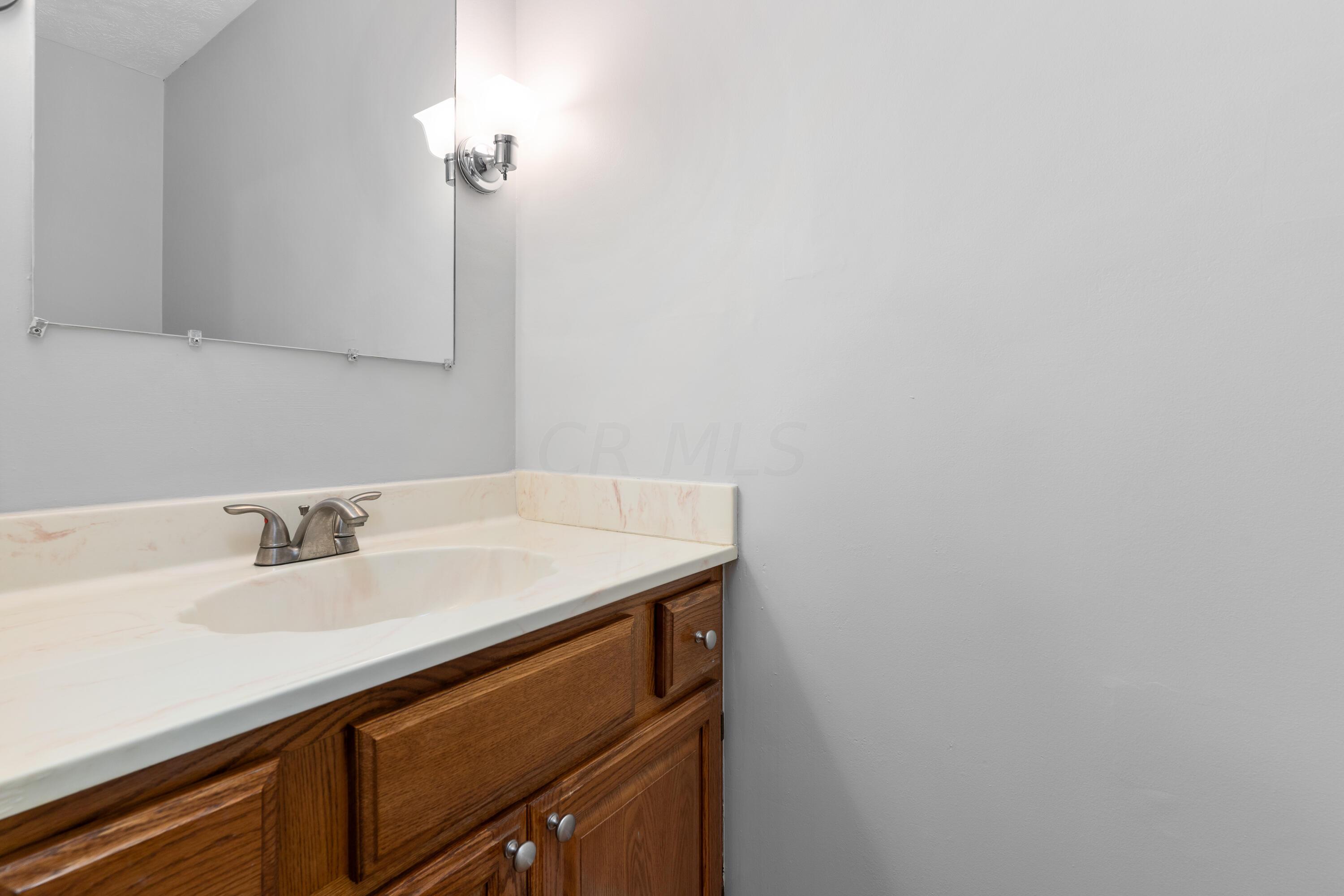255 Broken Arrow Road Columbus, OH 43230 - Photo 10 of 40 Half Bath