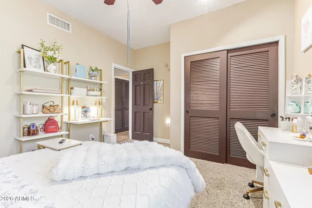 $1,165,000 | 1932 East Beck Lane, Phoenix, AZ 85022