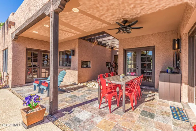 $1,165,000 | 1932 East Beck Lane, Phoenix, AZ 85022