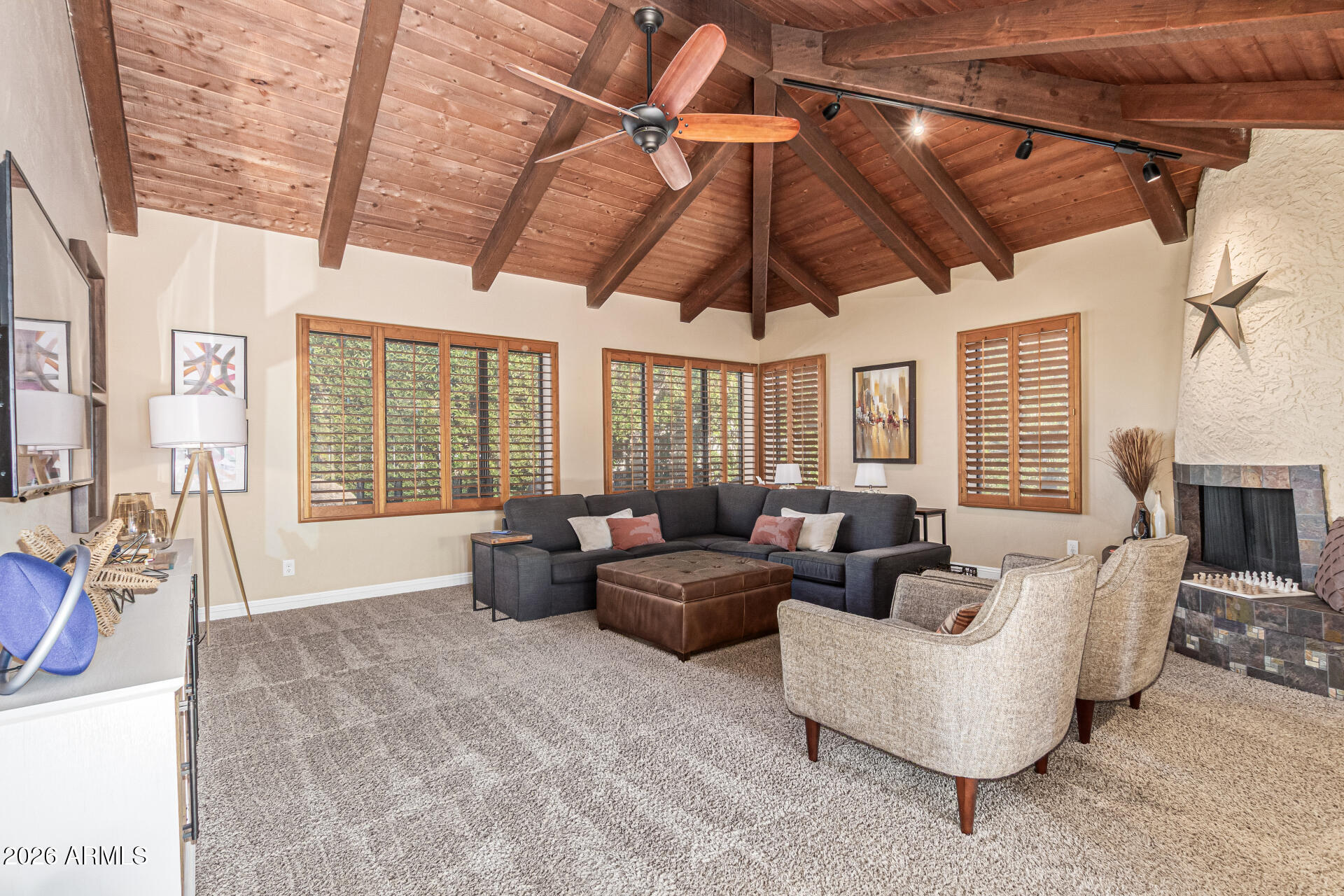 1932 East Beck Lane Phoenix, AZ 85022 - Photo 10 of 52 09-Beck