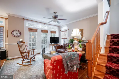 $5,000 | 259 Murtha Street, Alexandria, VA 22304