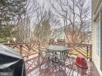 $5,000 | 259 Murtha Street, Alexandria, VA 22304