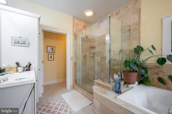 $5,000 | 259 Murtha Street, Alexandria, VA 22304