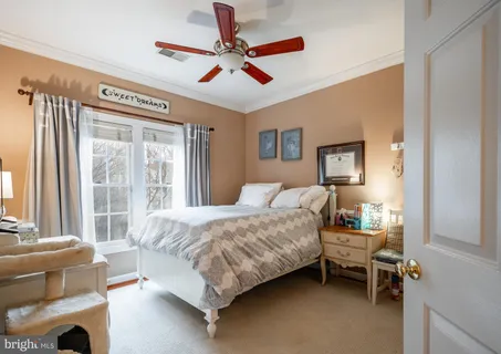 $5,000 | 259 Murtha Street, Alexandria, VA 22304