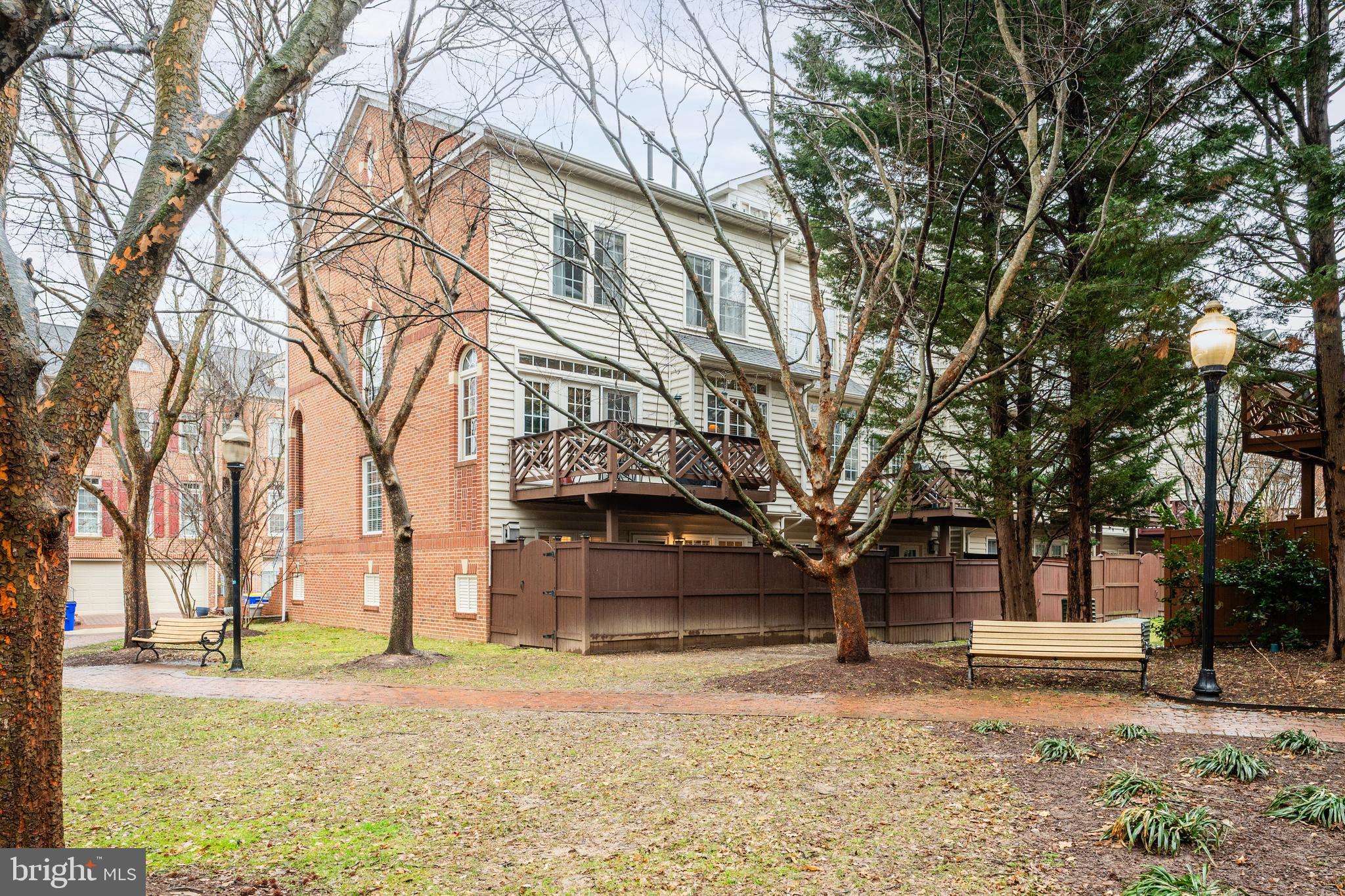 259 Murtha Street Alexandria, VA 22304 - Photo 5 of 48 Open Space