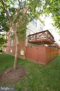 $5,000 | 259 Murtha Street, Alexandria, VA 22304