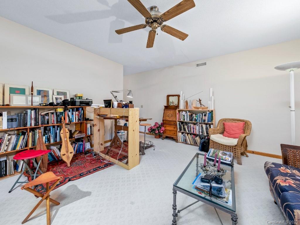 668 Deerlake Road Brevard, NC 28712 - Photo 26 of 33 Gallery Image 26