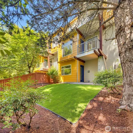 $622,000 | 7430 Newcastle Golf Club Road, Unit 8D, Newcastle, WA 98059