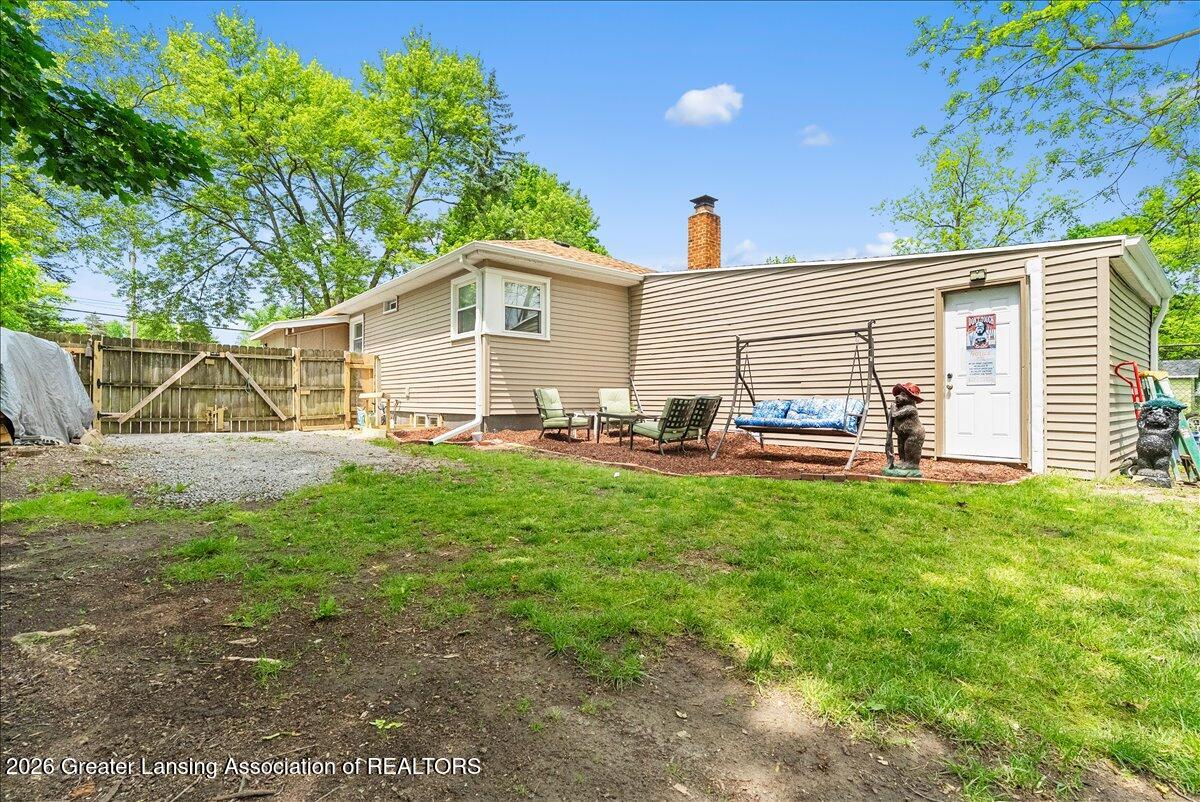 3607 Pleasant Grove Road Lansing, MI 48910 - Photo 29 of 38 23-Media Jett - 02