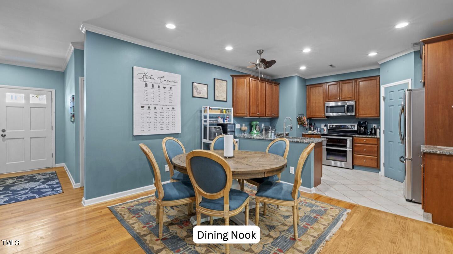 6531 New Market Way Raleigh, NC 27615 - Photo 4 of 27 dining nook