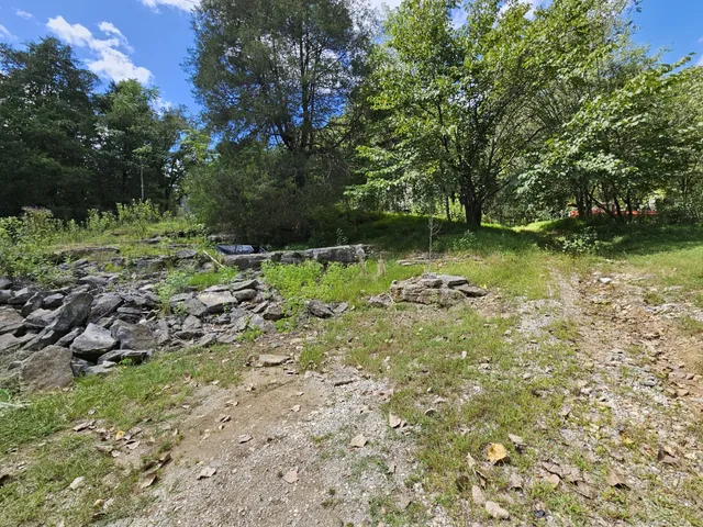 $139,900 | 81 Carver Hollow Lane, Pleasant Shade, TN 37145