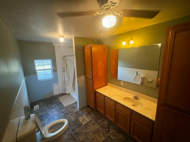 $139,900 | 81 Carver Hollow Lane, Pleasant Shade, TN 37145