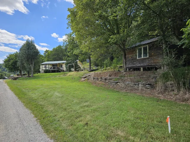 $139,900 | 81 Carver Hollow Lane, Pleasant Shade, TN 37145
