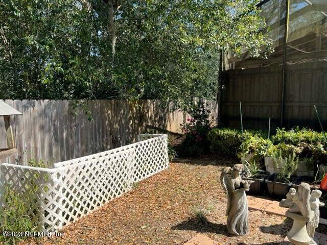 8 North Trident Place St. Augustine, FL 32080 - Photo 25 of 26 a view of a garden