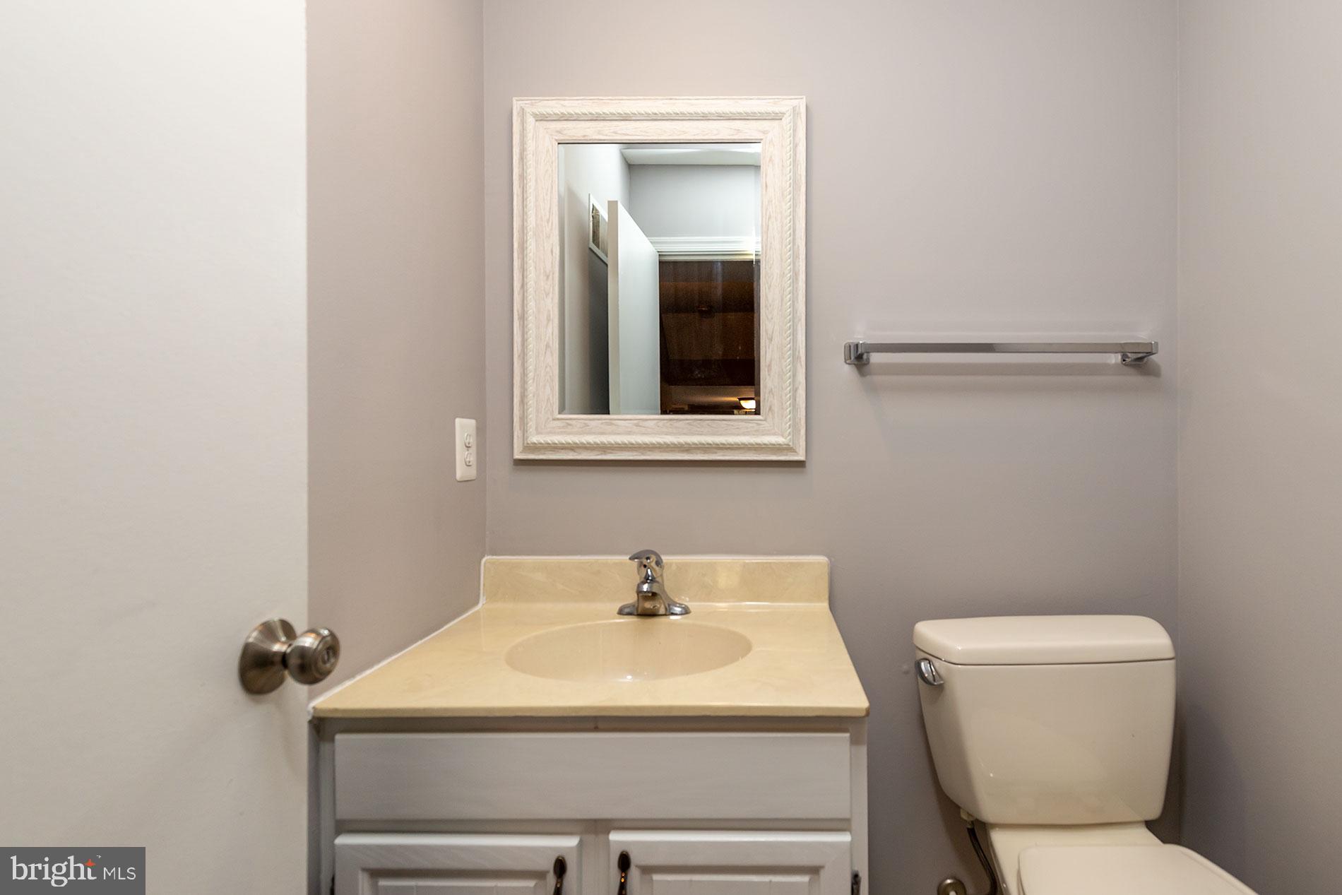 11710 Putting Green Court Reston, VA 20191 - Photo 17 of 29 Gallery Image 17