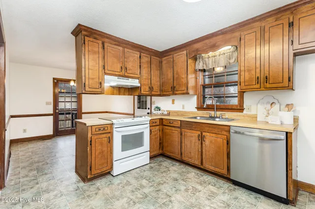 $211,000 | 417 South Peedin Avenue, Selma, NC 27576