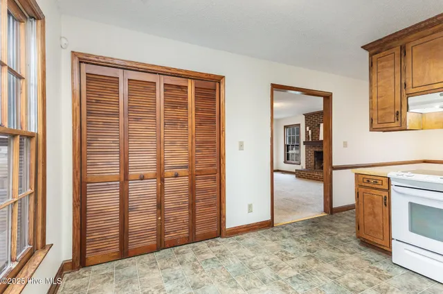 $211,000 | 417 South Peedin Avenue, Selma, NC 27576