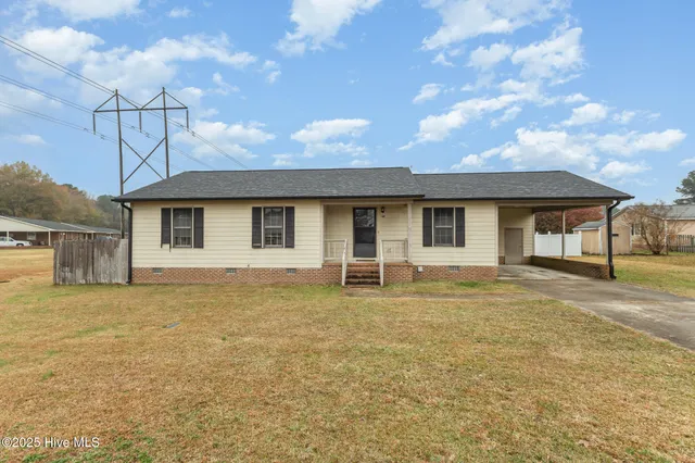 $211,000 | 417 South Peedin Avenue, Selma, NC 27576