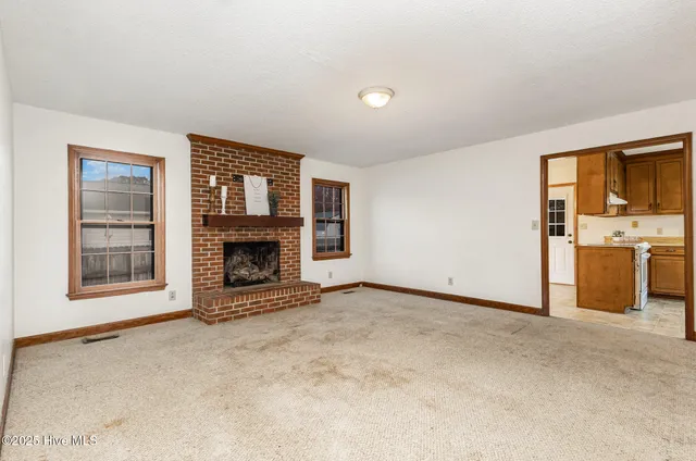 $211,000 | 417 South Peedin Avenue, Selma, NC 27576