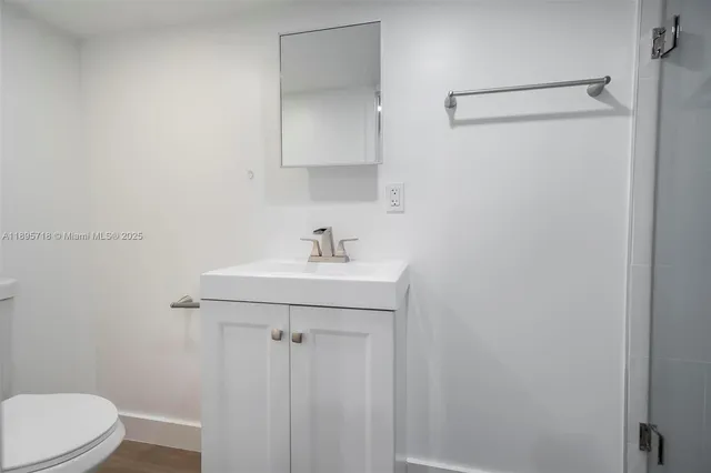 $1,750 | 870 Northeast 82nd Street, Unit 2, Miami, FL 33138