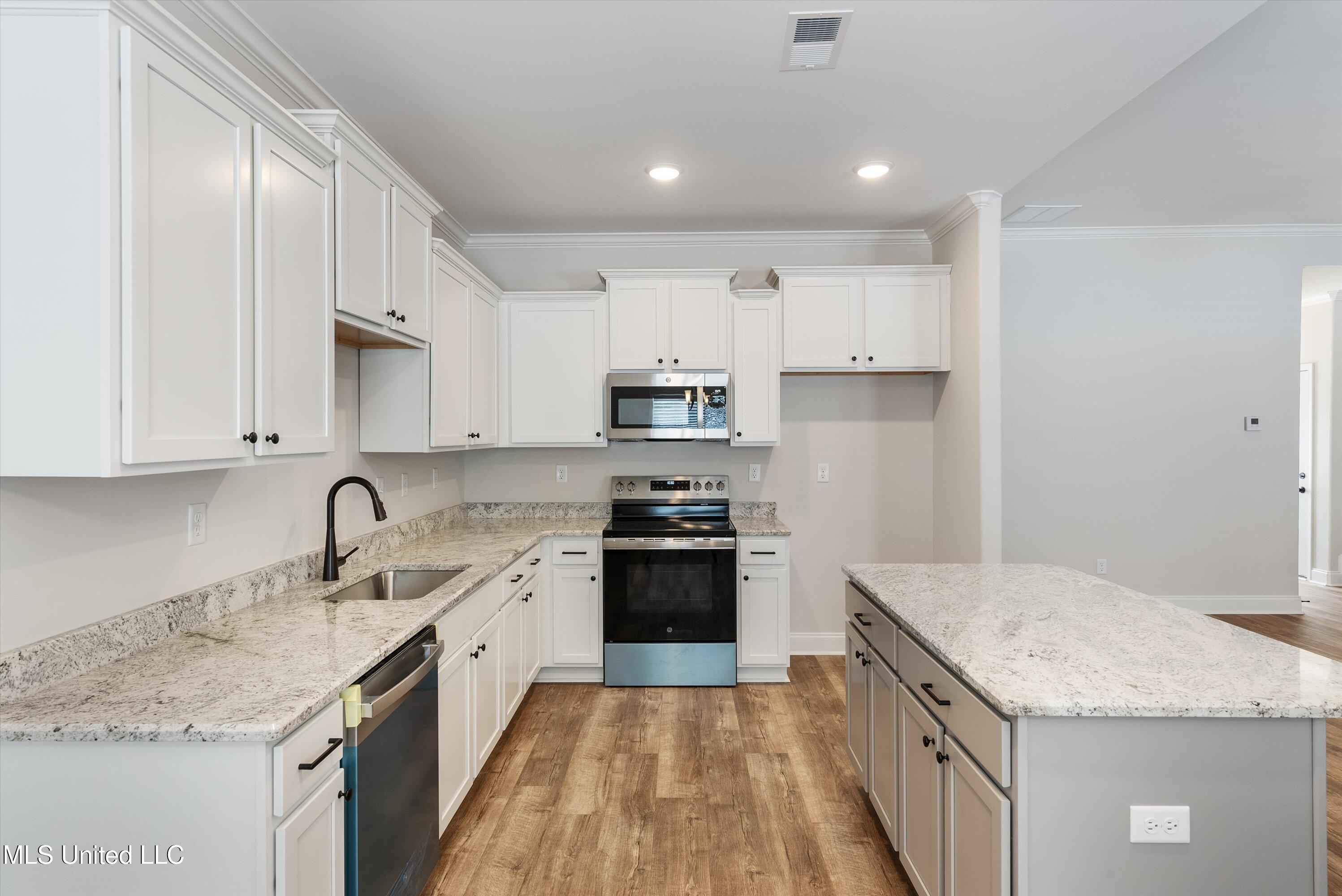 939 Collie Drive Hernando, MS 38651 - Photo 8 of 23 05-DSC05789