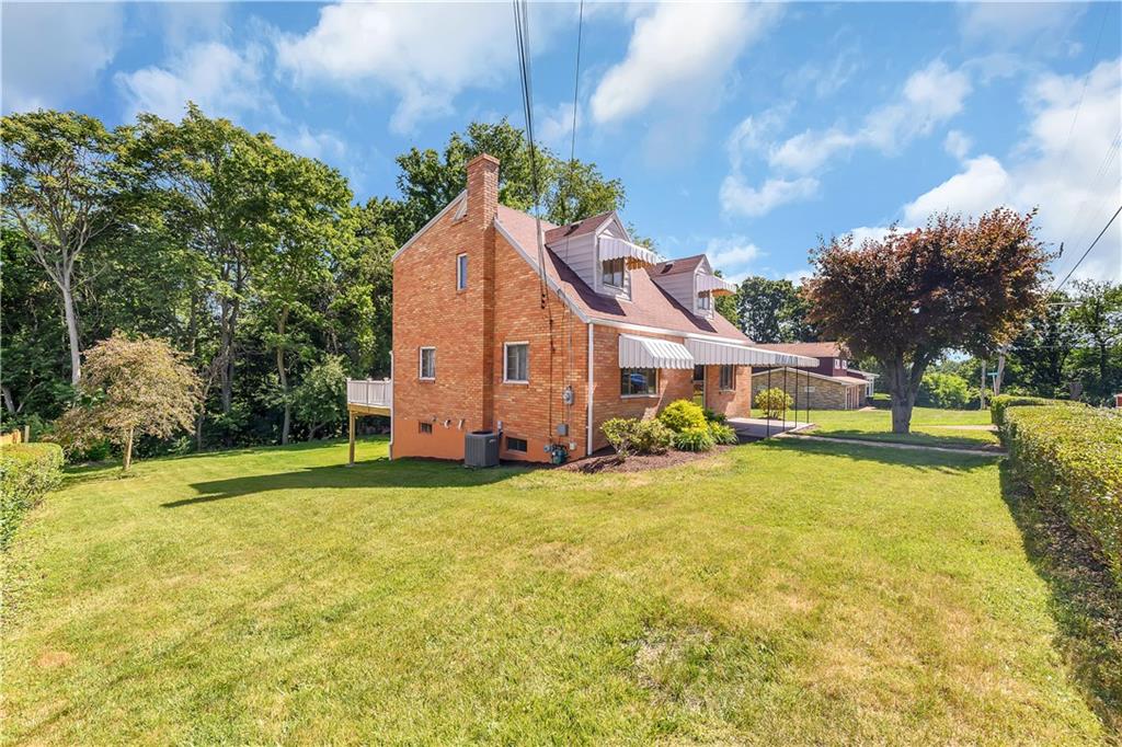 332 Sarah Street McKees Rocks, PA 15136 - Photo 2 of 21