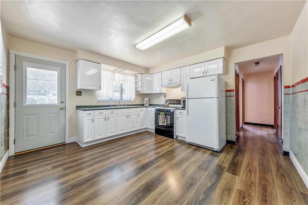 332 Sarah Street McKees Rocks, PA 15136 - Photo 8 of 21