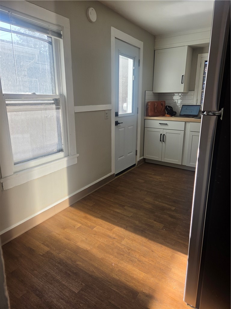 21 Gardiner Park, Unit LOWR Rochester, NY 14607 - Photo 18 of 23 Rear door off the kitchen
