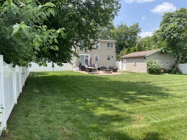 1213 Sycamore Street Crown Point, IN 46307 - Photo 71 of 71 640x480