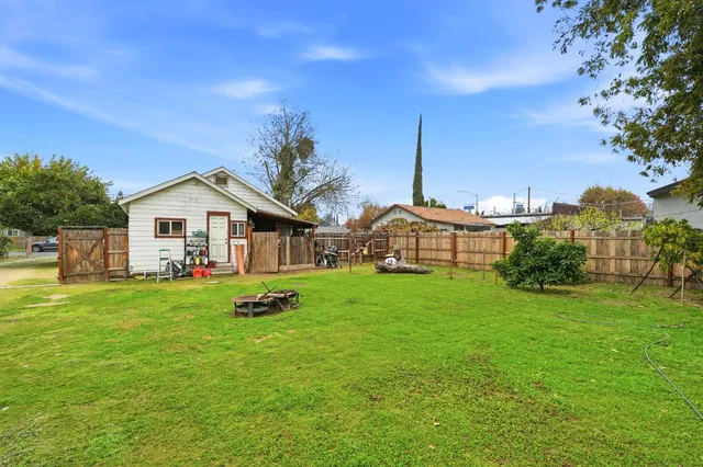 $449,999 | 861 Wayside Drive, Turlock, CA 95380