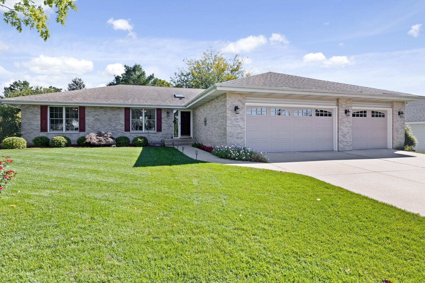 1236 Butler Road Rockford, IL 61108 - Photo 1 of 56 Gallery Image 1