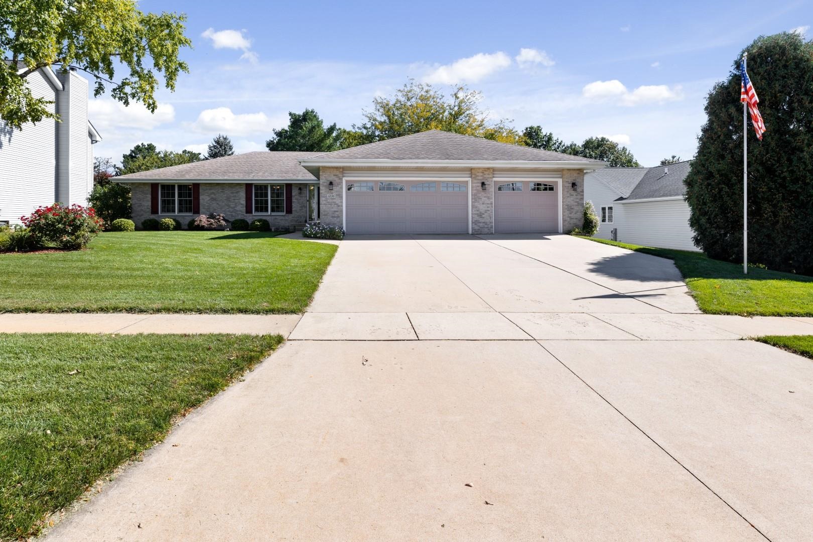 1236 Butler Road Rockford, IL 61108 - Photo 2 of 56 Gallery Image 2