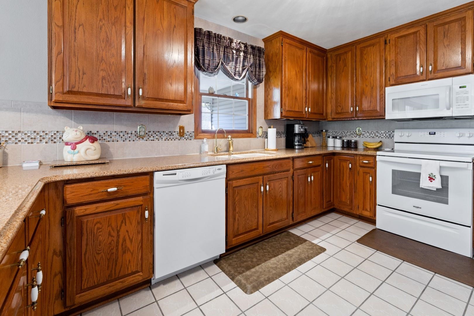 1236 Butler Road Rockford, IL 61108 - Photo 5 of 56 Gallery Image 5