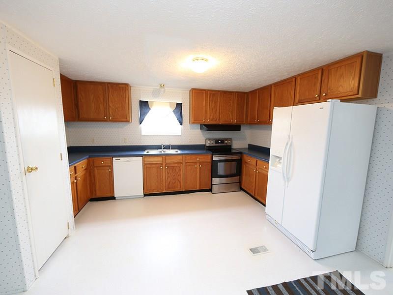 739 Ransdell Road Louisburg, NC 27549 - Photo 4 of 13 Gallery Image 4