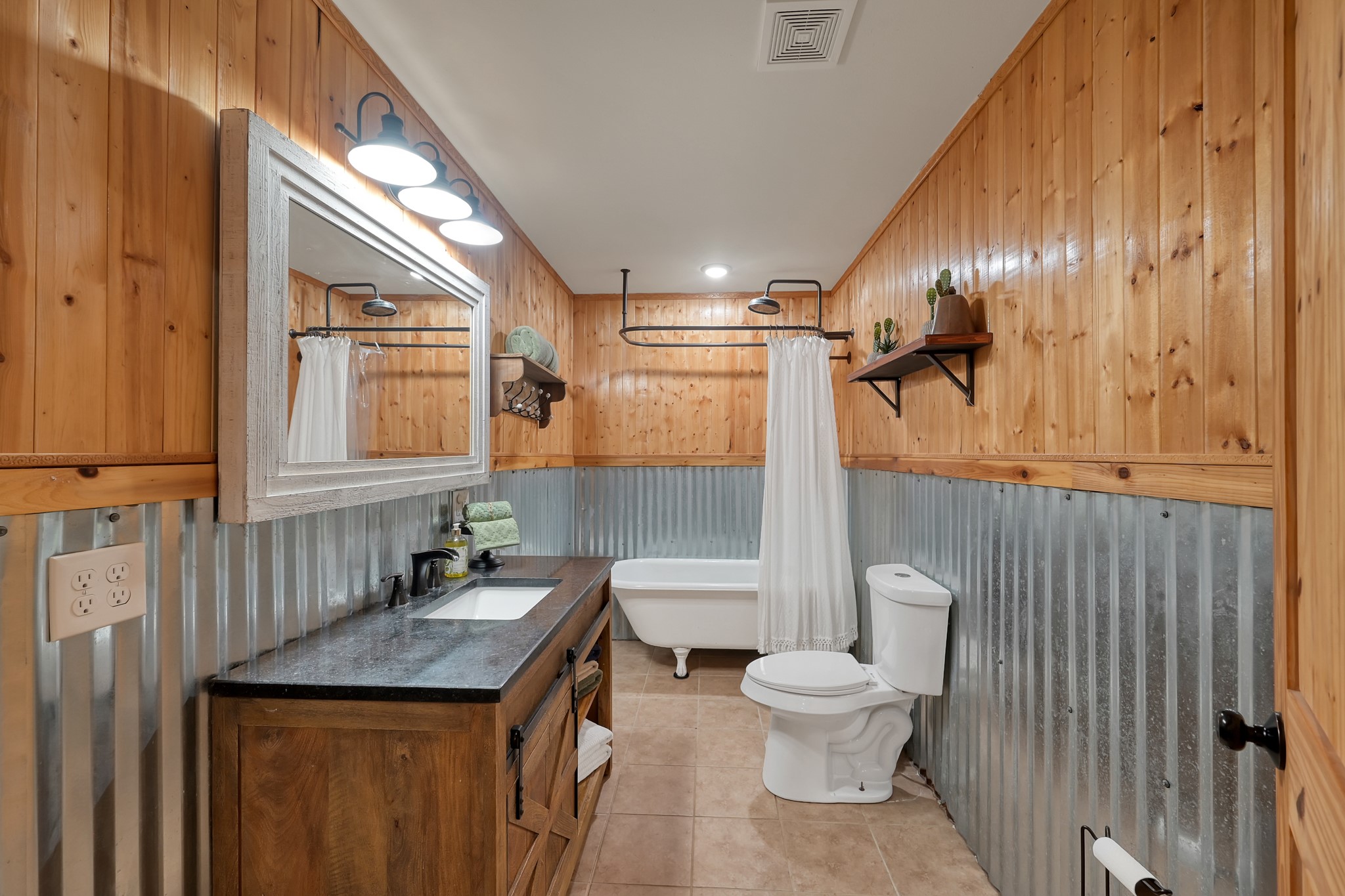 169 Gladys Lane Trinity, TX 75862 - Photo 17 of 25