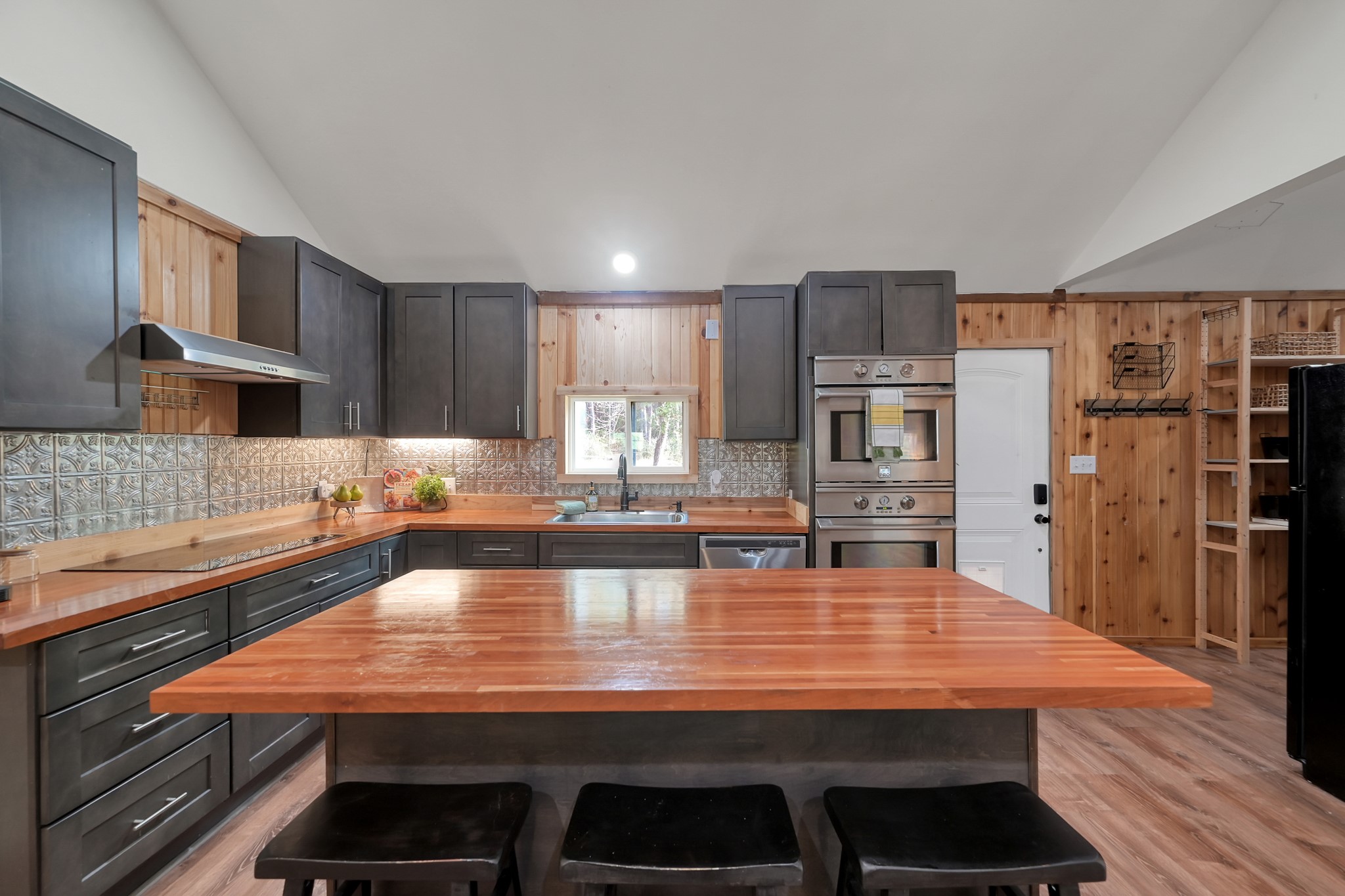 169 Gladys Lane Trinity, TX 75862 - Photo 7 of 25