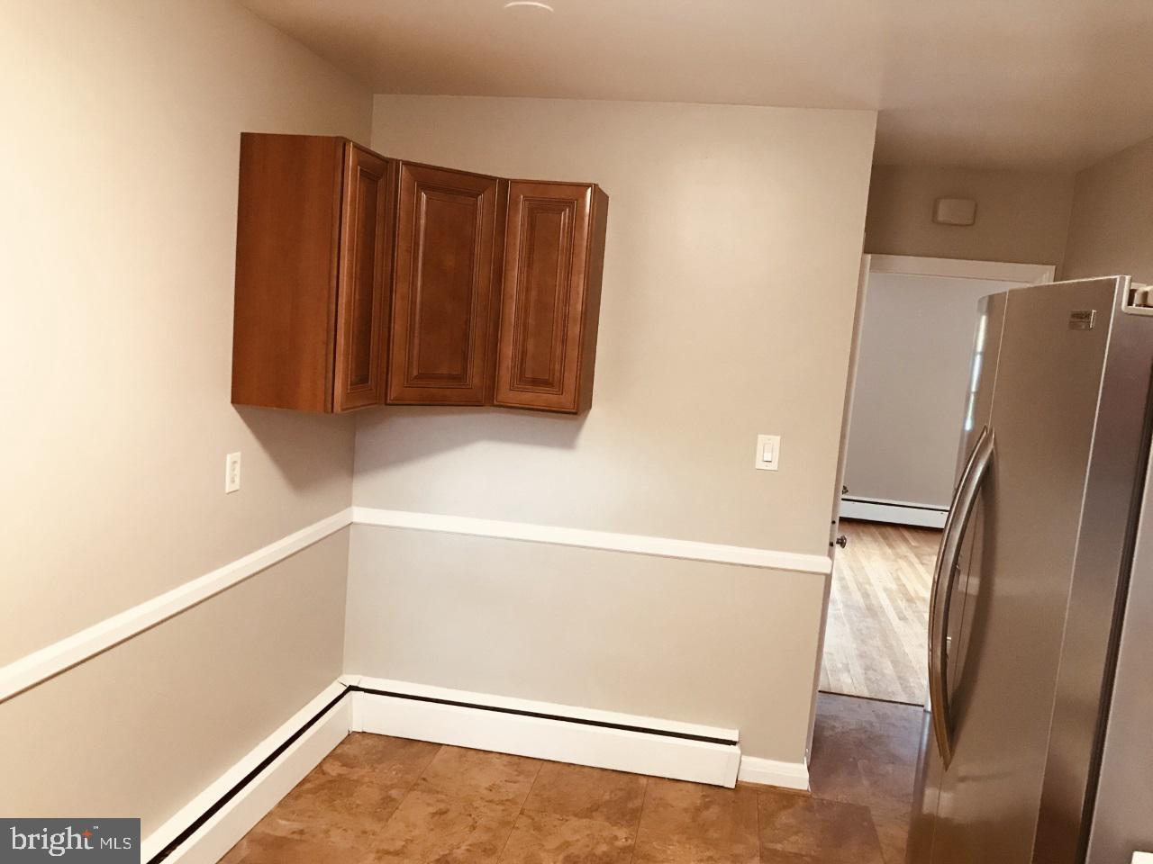 7504 Rocksham Drive Baltimore, MD 21286 - Photo 9 of 24 Room for small table in the kitchen.