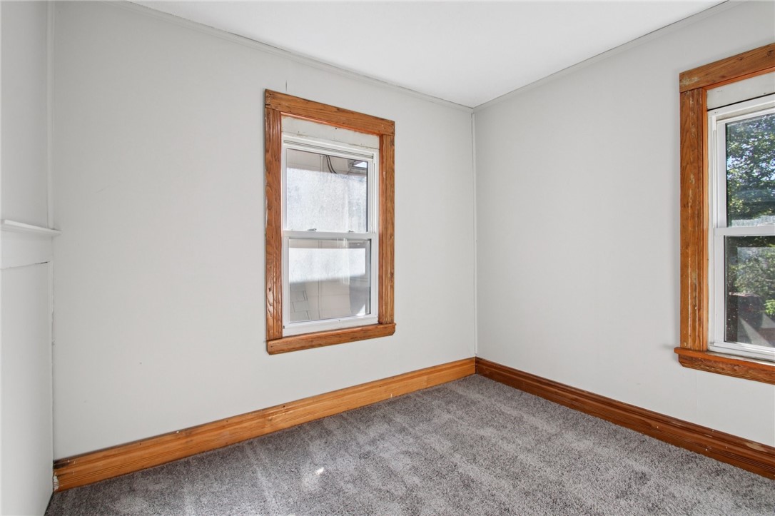 471 Melville Street Rochester, NY 14609 - Photo 20 of 33 Bedroom 2