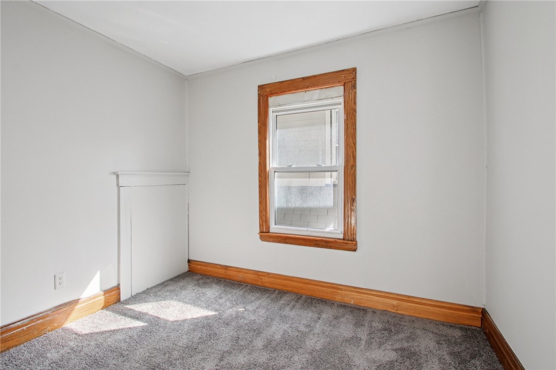 471 Melville Street Rochester, NY 14609 - Photo 23 of 33 Bedroom 2