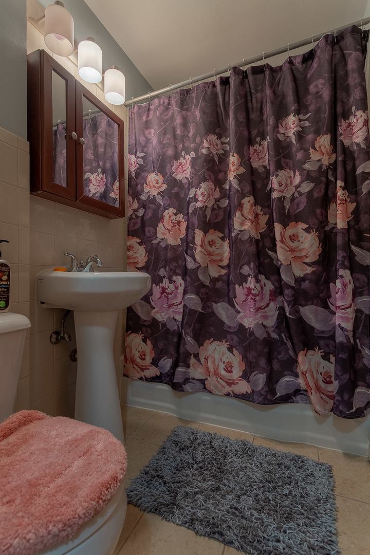 220 Walter Drive Roselle, IL 60172 - Photo 18 of 27