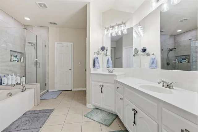 $2,980 | 2122 Trickling Creek Drive, Garland, TX 75041